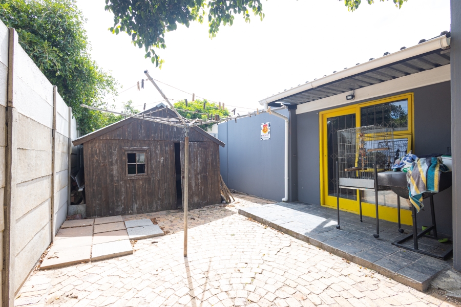 3 Bedroom Property for Sale in Table View Western Cape